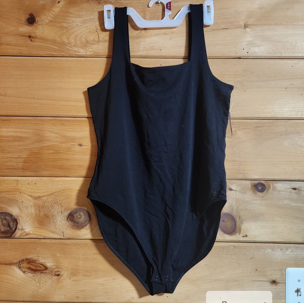 black nwt xl bodysuit